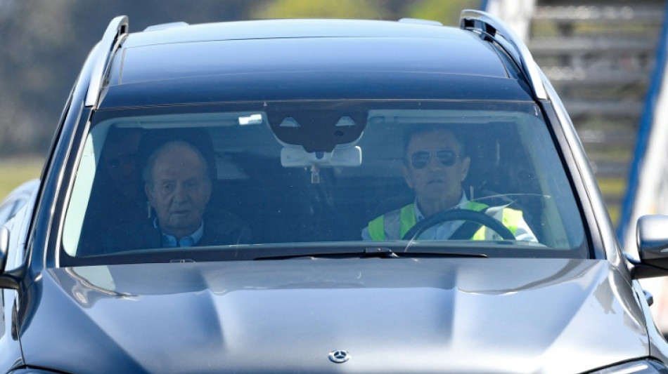 Juan Carlos I vuelve a Espa&ntilde;a con m&aacute;s sigilo que la primera vez 