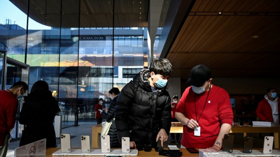 Apple produit et vend ses iPhone en nombre record malgr&eacute; la p&eacute;nurie de puces