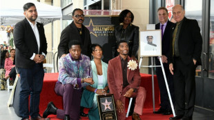 Chadwick Boseman recibe una estrella póstuma en el Paseo de la Fama de Hollywood