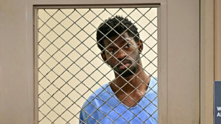 Acusan a rapero Lil Nas X tras deambular desnudo por Los &Aacute;ngeles