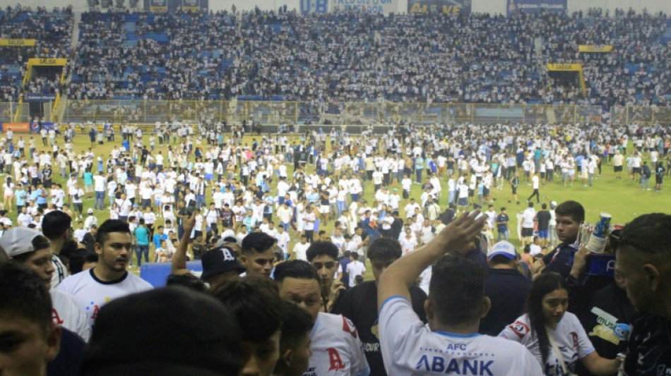 Dirigentes del club Alianza detenidos por estampida en estadio salvadore&ntilde;o