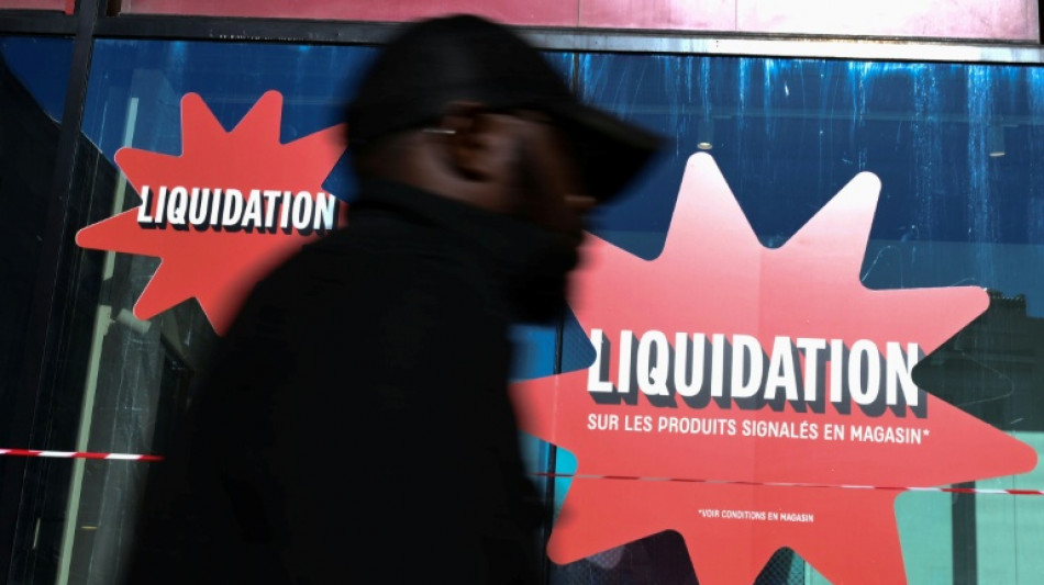 Pessimistes, les Fran&ccedil;ais d&eacute;pensent au compte-gouttes