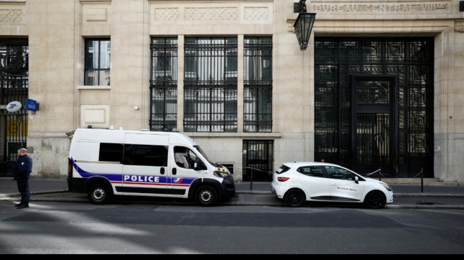 France foils Paris bomb attack outside US bank