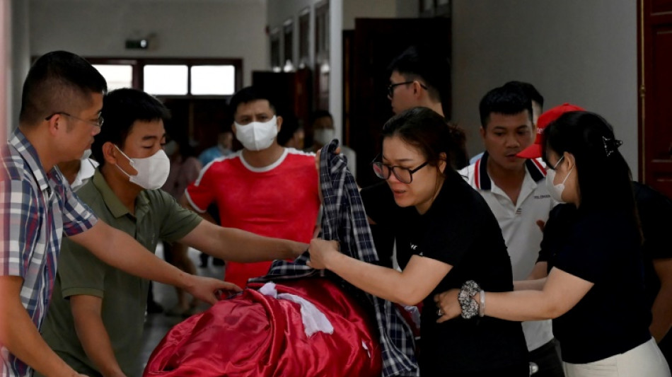 Naufrage dans la baie d'Halong: au moins 35 morts et quatre disparus