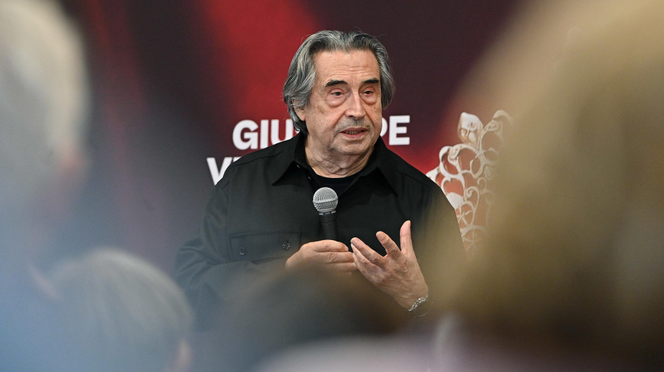 Sopralluogo a Villa Verdi a dieci giorni dal concerto di Riccardo Muti