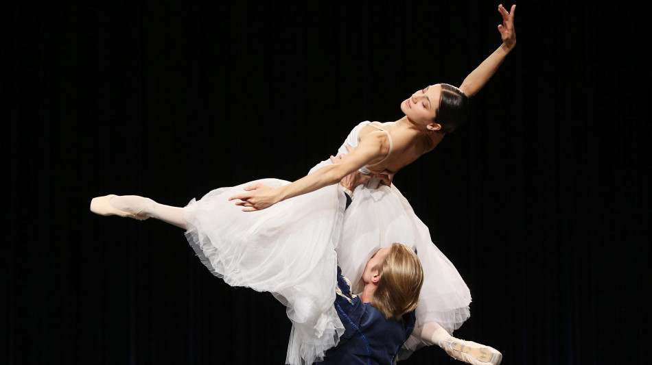 Manni e Andrijashenko primi ballerini nell'ultima Aida all'Arena