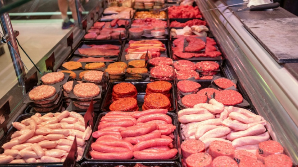 Metzgerei-Einbrecher isst erst W&uuml;rste auf und ruft dann selbst die Polizei