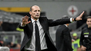 Calcio: Allegri 'gli arbitri sbagliano come noi, serve serenit&agrave;'