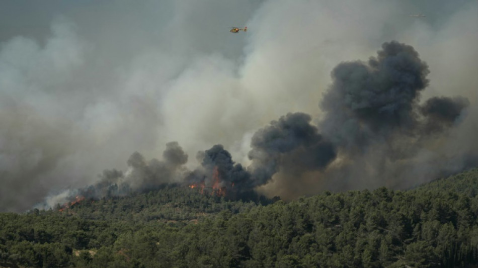 Le plus gros incendie de l'&eacute;t&eacute; fait un mort et neuf bless&eacute;s dans l'Aude