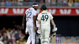 'Good banter': Smith and Archer clash in Gabba Ashes Test