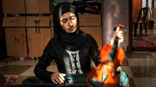 Cantar para tapar el estruendo de los bombardeos israel&iacute;es en Gaza