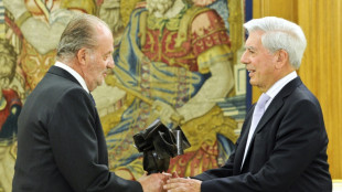 El ex rey espa&ntilde;ol Juan Carlos estar&aacute; presente en la recepci&oacute;n de Vargas Llosa en la Academia francesa