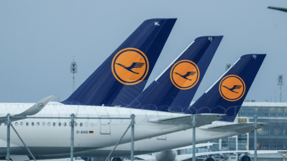 El grupo a&eacute;reo Lufthansa anuncia que suprimir&aacute; 4.000 puestos para 2030