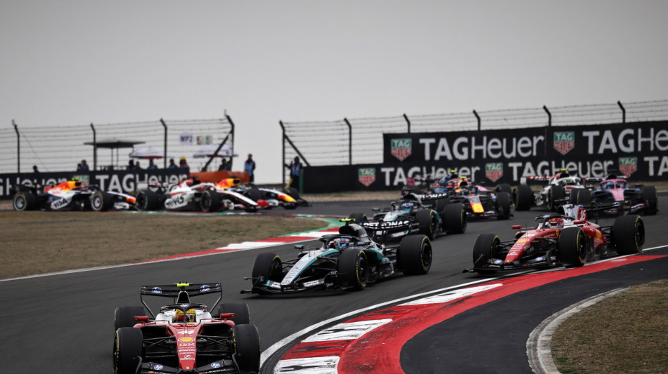 Hamilton "felice per Kimi, bella battaglia con Charles"