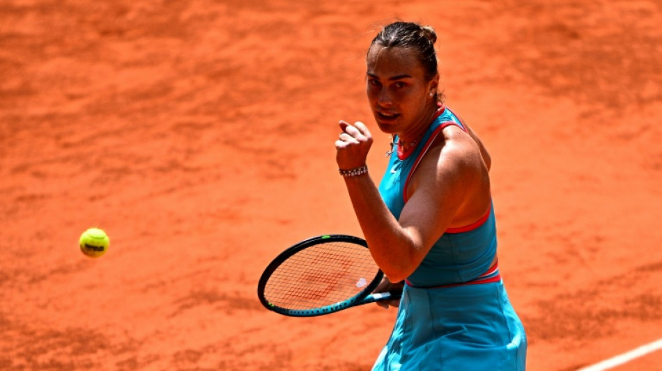 Roland-Garros: Sabalenka-Swiatek, combat de reines pour une place en finale