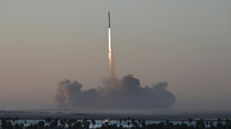 Apesar de explos&atilde;o de foguete, SpaceX avan&ccedil;a no objetivo de chegar &agrave; Lua