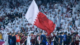 Catar vence Emirados Árabes Unidos (2-1) e se classifica para Copa de 2026