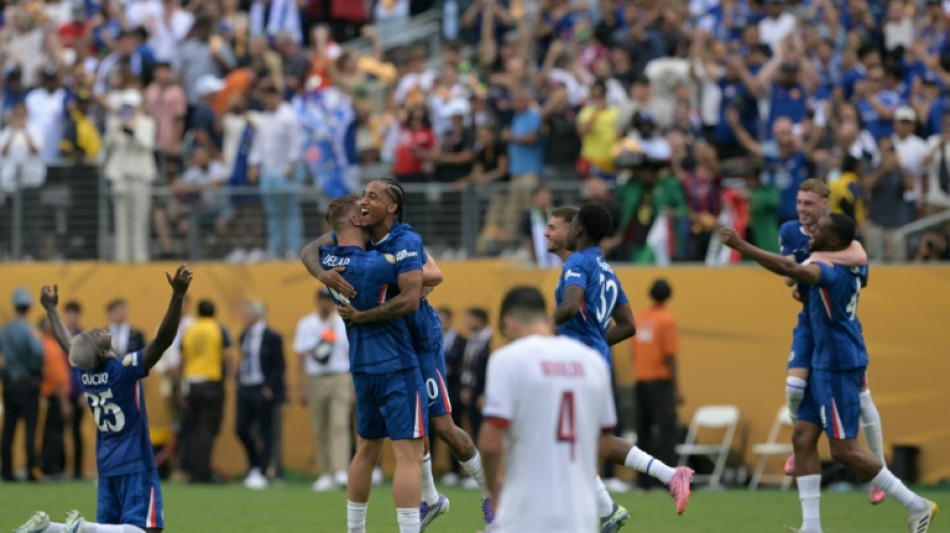 Mondial des clubs: le PSG rate la derni&egrave;re marche contre un Chelsea implacable