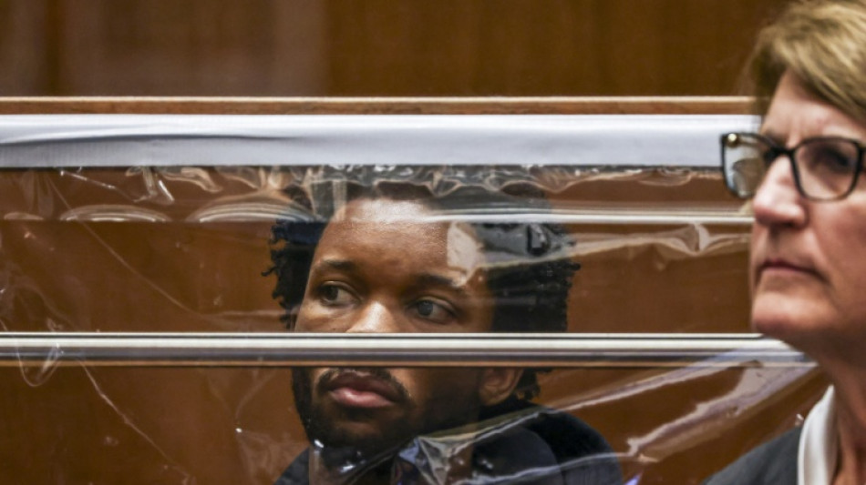 Pornografia infantil &eacute; encontrada no telefone do cantor D4vd, suspeito de crime contra adolescente