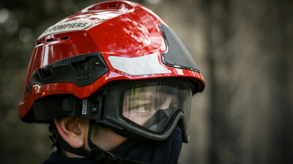 L'incendie dans les Alpilles n'&eacute;volue plus mais pas encore fix&eacute;