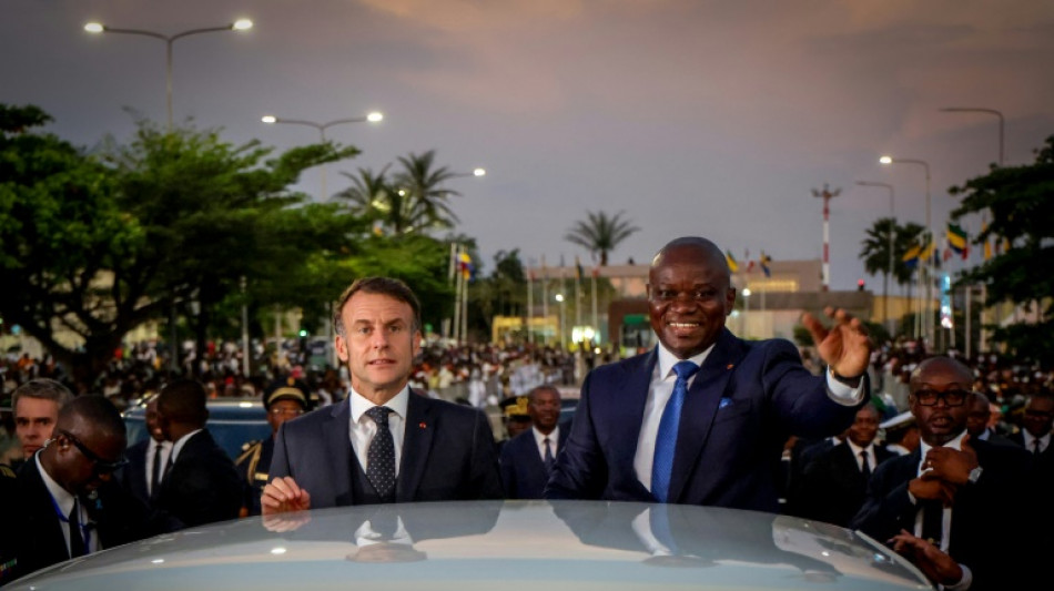 Macron salue le "tournant" au Gabon après le putsch de 2023