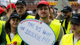 Besch&auml;ftigte von Onlinenetzwerk Tiktok in Berlin treten in Warnstreik